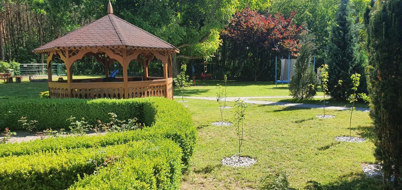 Domki Pod Orzechem Kołczewo Exteriér fotografie